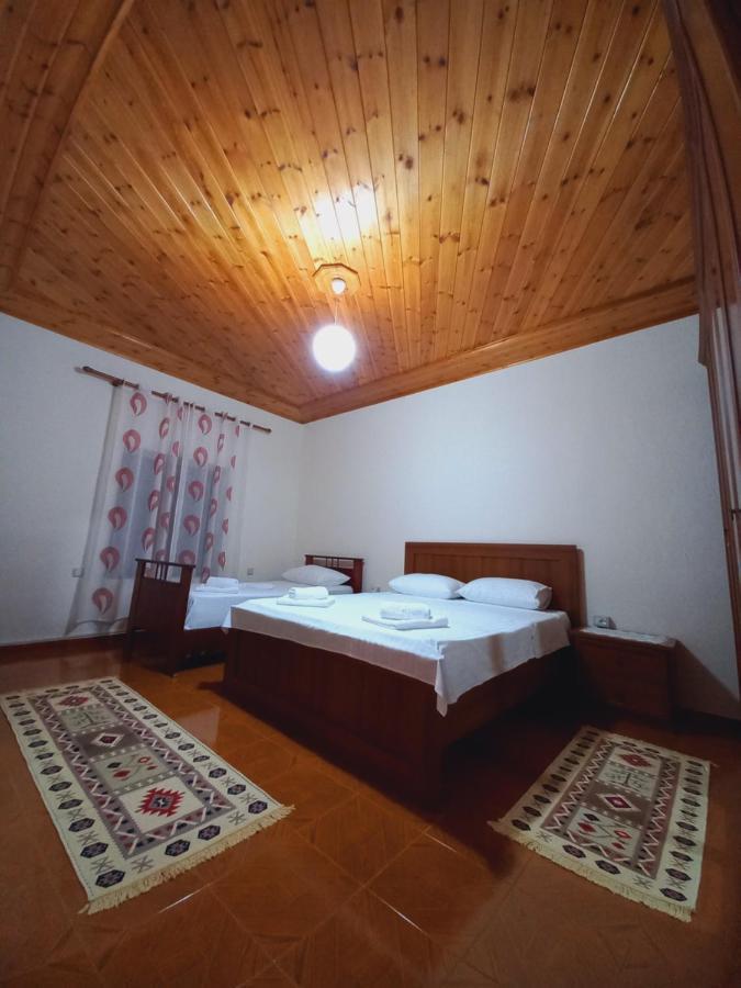 Sokolli Guest House Gjirokastër Eksteriør billede